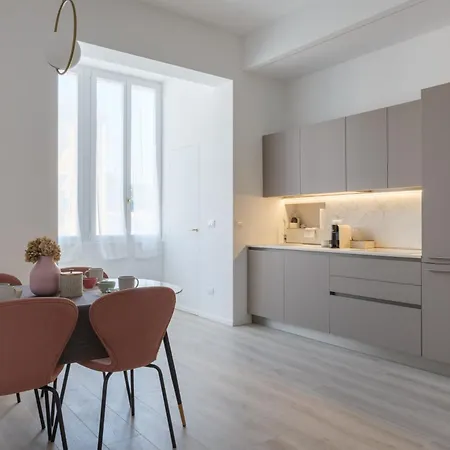 House Station 55 Bolonia